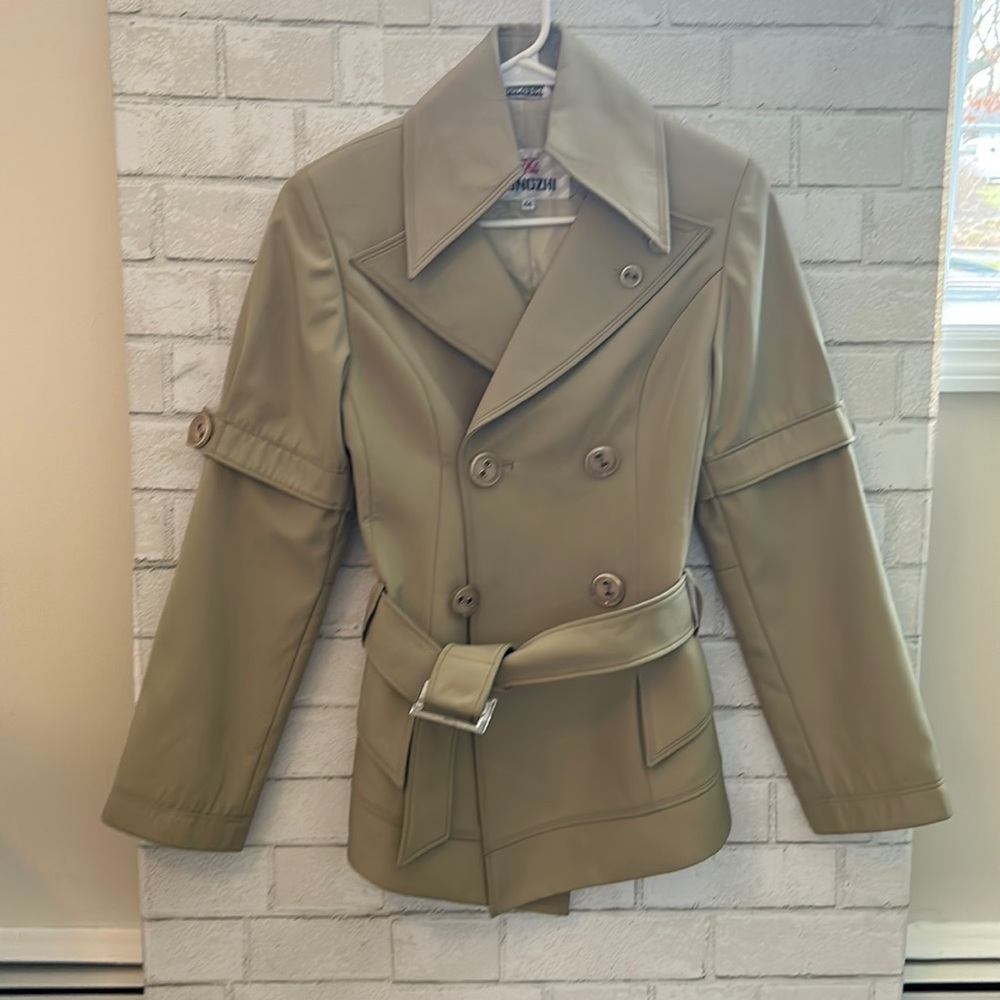Dongzhi Green Rain Jacket High-class Collection